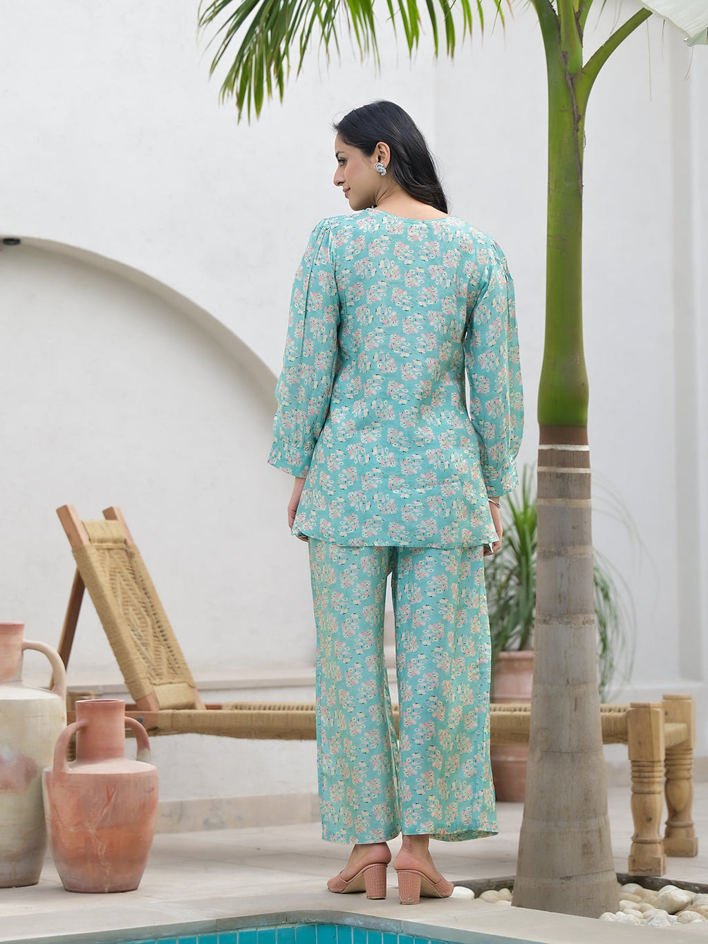 Noe Velarro Green Embroidered V-Neck Top With Trousers Co-Ords