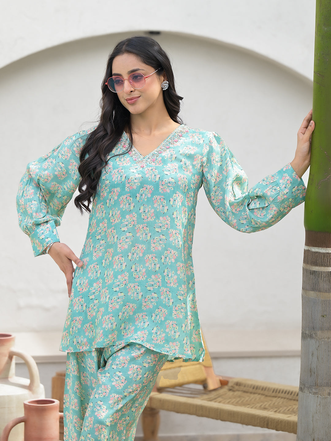 Noe Velarro Green Embroidered V-Neck Top With Trousers Co-Ords