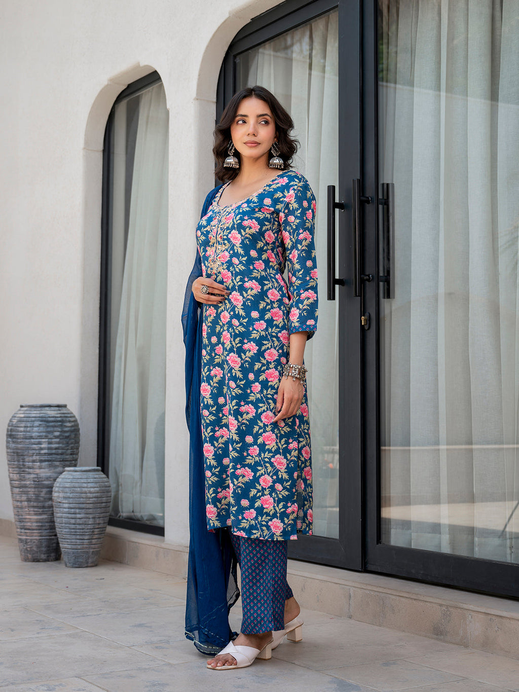 Noe Velarro Blue Embroidered Floral Print Muslin Kurta Set