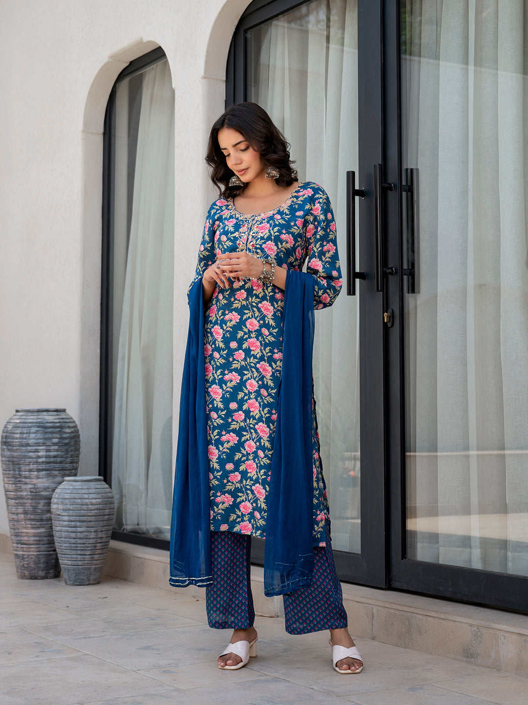 Noe Velarro Blue Embroidered Floral Print Muslin Kurta Set