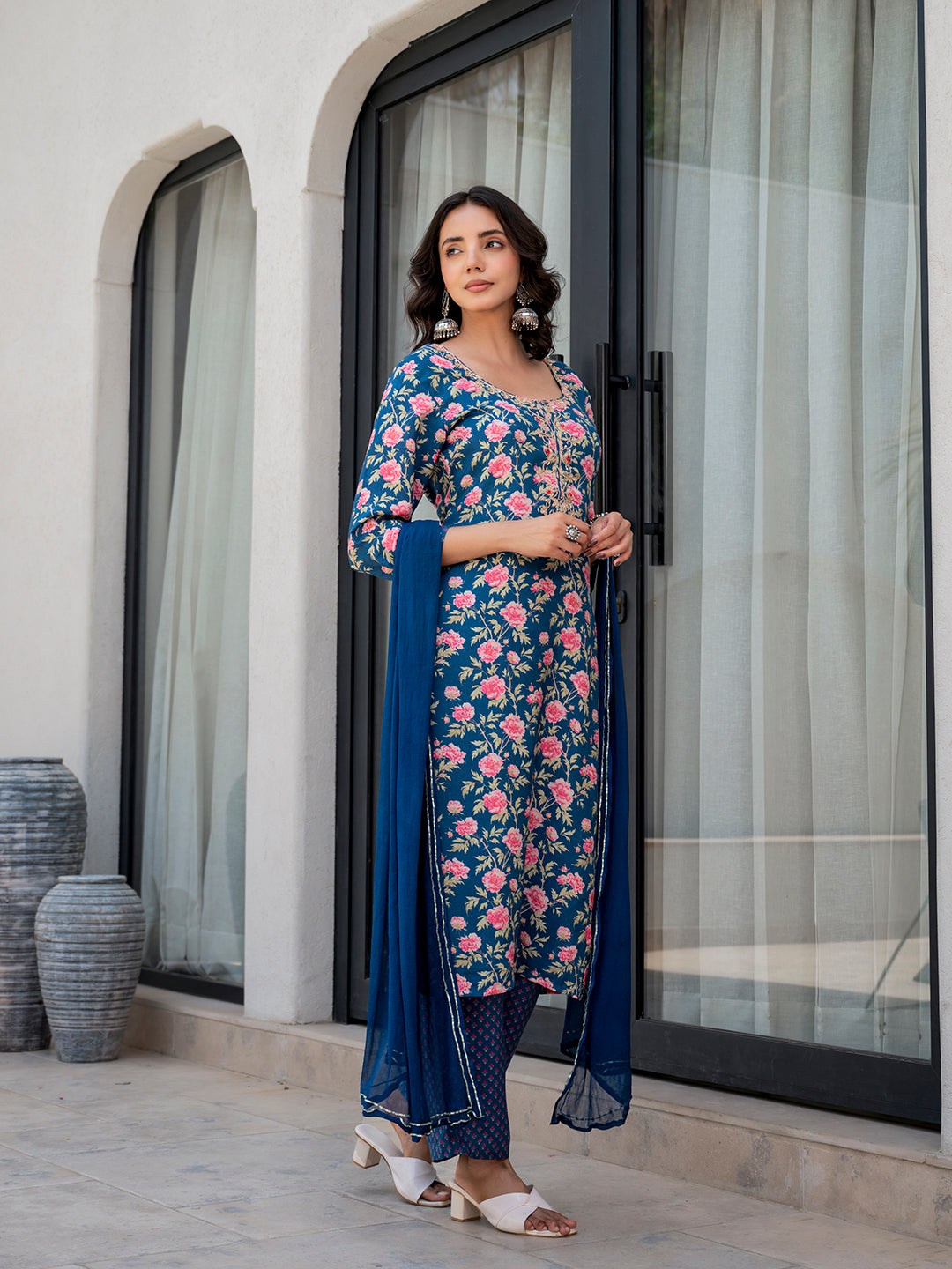 Noe Velarro Blue Embroidered Floral Print Muslin Kurta Set