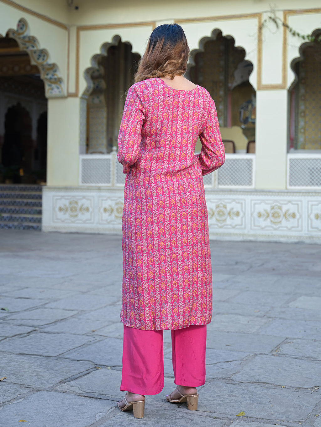 Noe Velarro Pink Floral Printed Muslin Straight Kurta Pant with Dupatta
