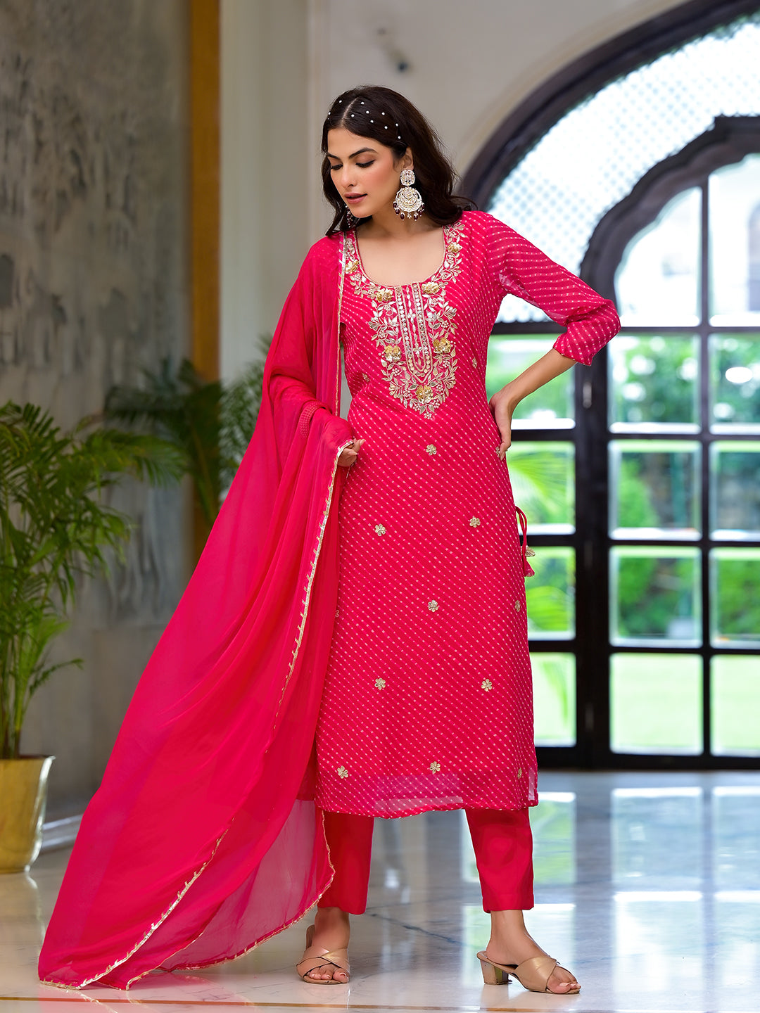 Noe Velarro Pink Leheriya Print Georgette Fabric Straight Kurta & Trouser with Dupatta