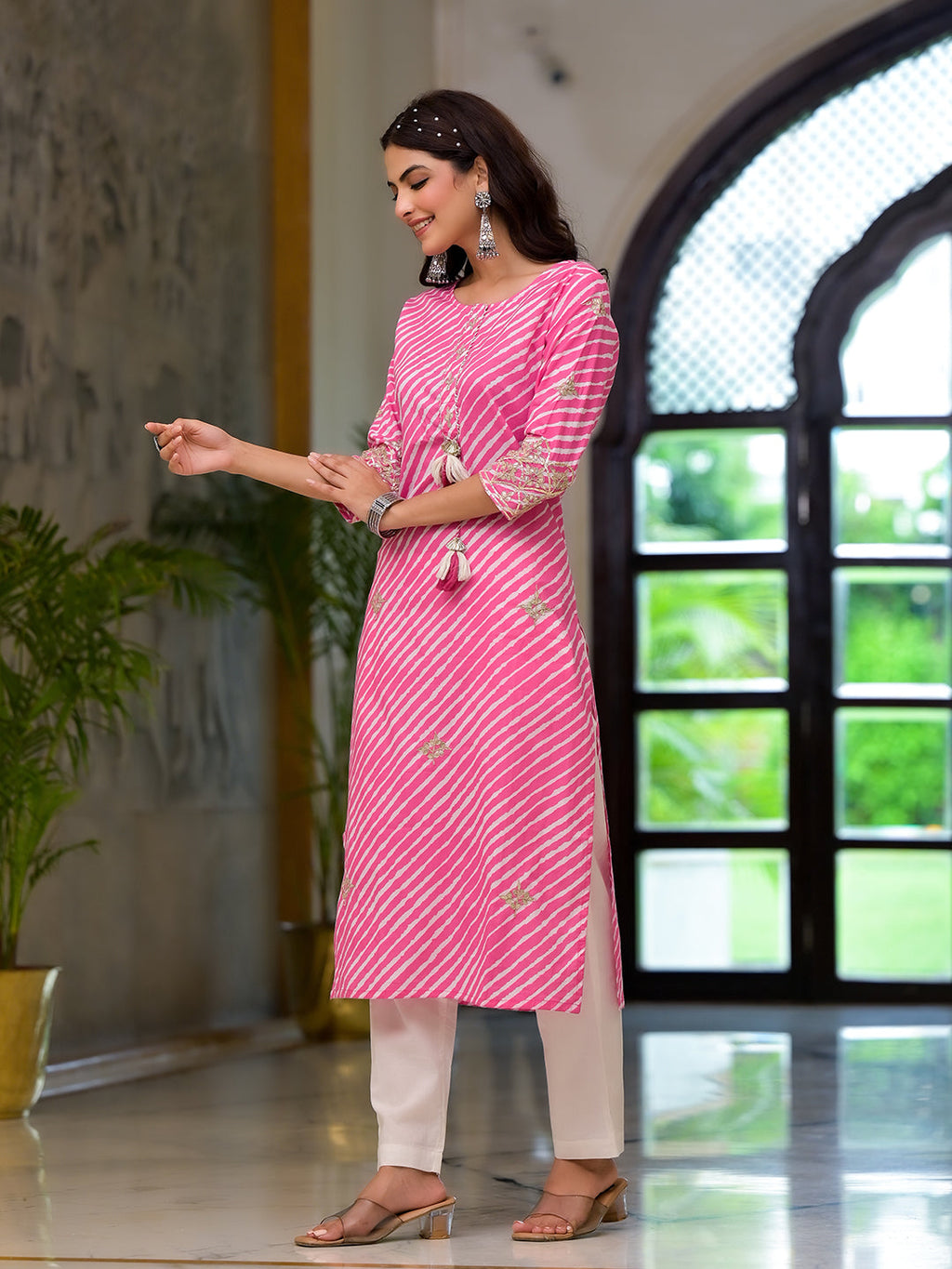 Noe Velarro Pink Leheriya Print Embroidered Pure Cotton Straight Kurta