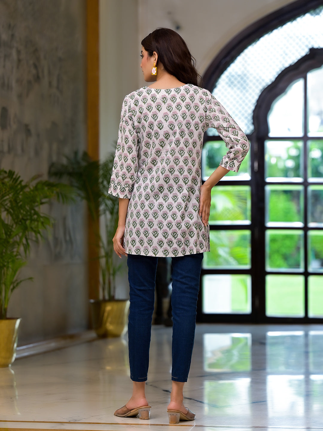 Noe Velarro White Floral Print Pure Cotton A-line Top