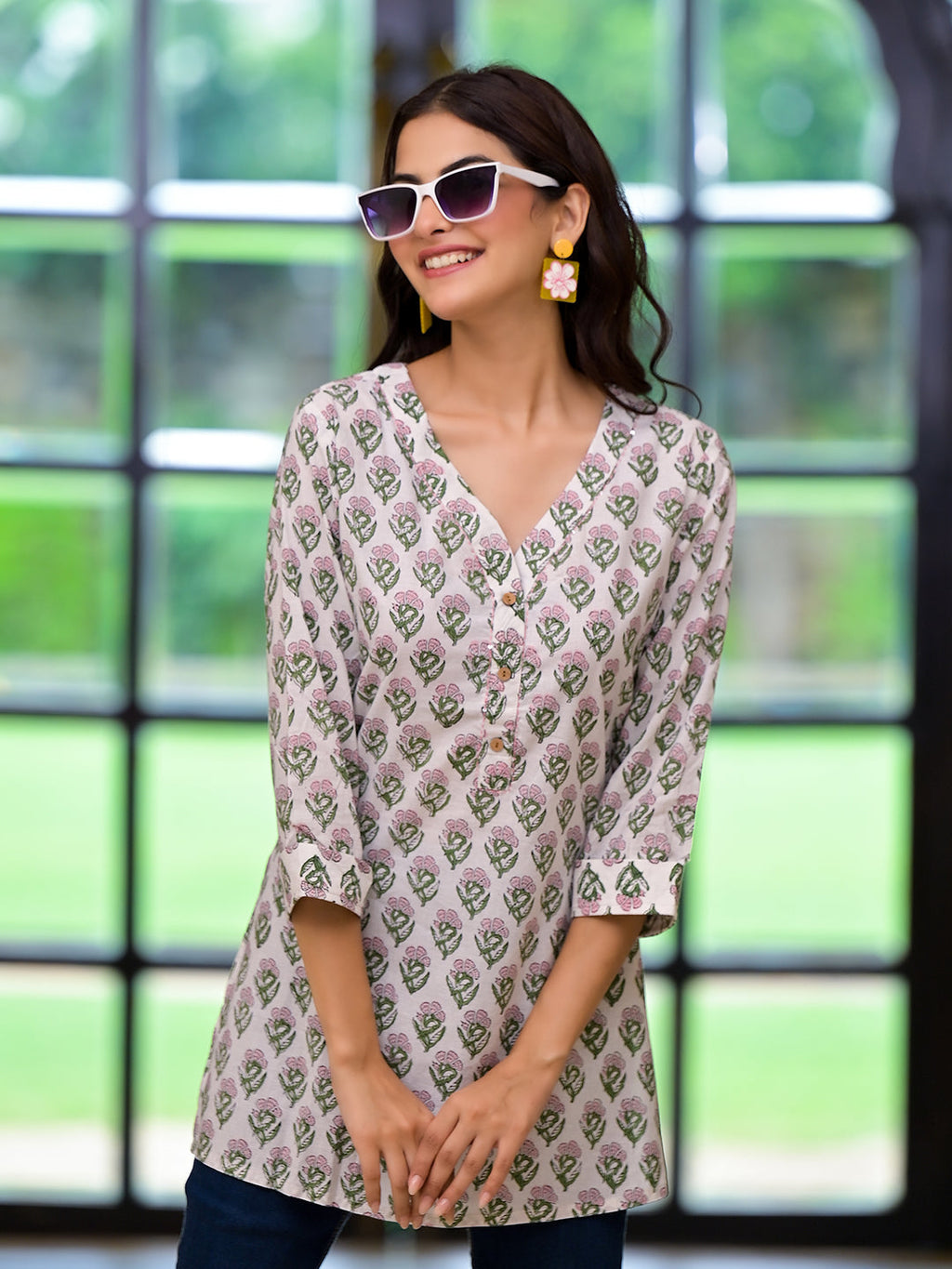 Noe Velarro White Floral Print Pure Cotton A-line Top