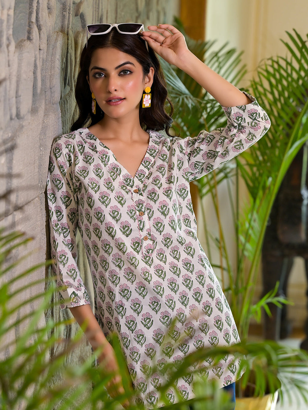 Noe Velarro White Floral Print Pure Cotton A-line Top