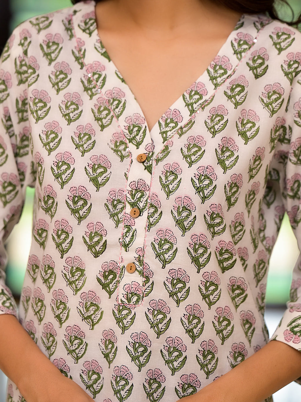 Noe Velarro White Floral Print Pure Cotton A-line Top