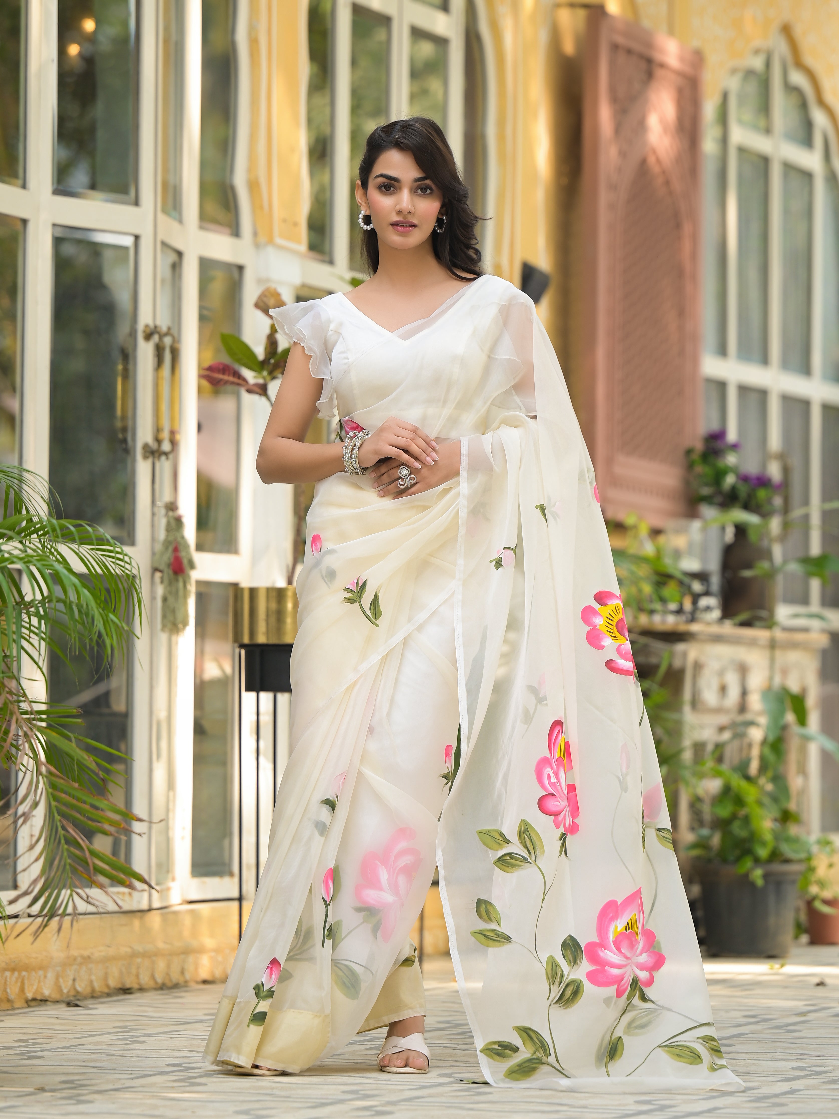 Noe Velarro Cream Hand-painted Organza Saree