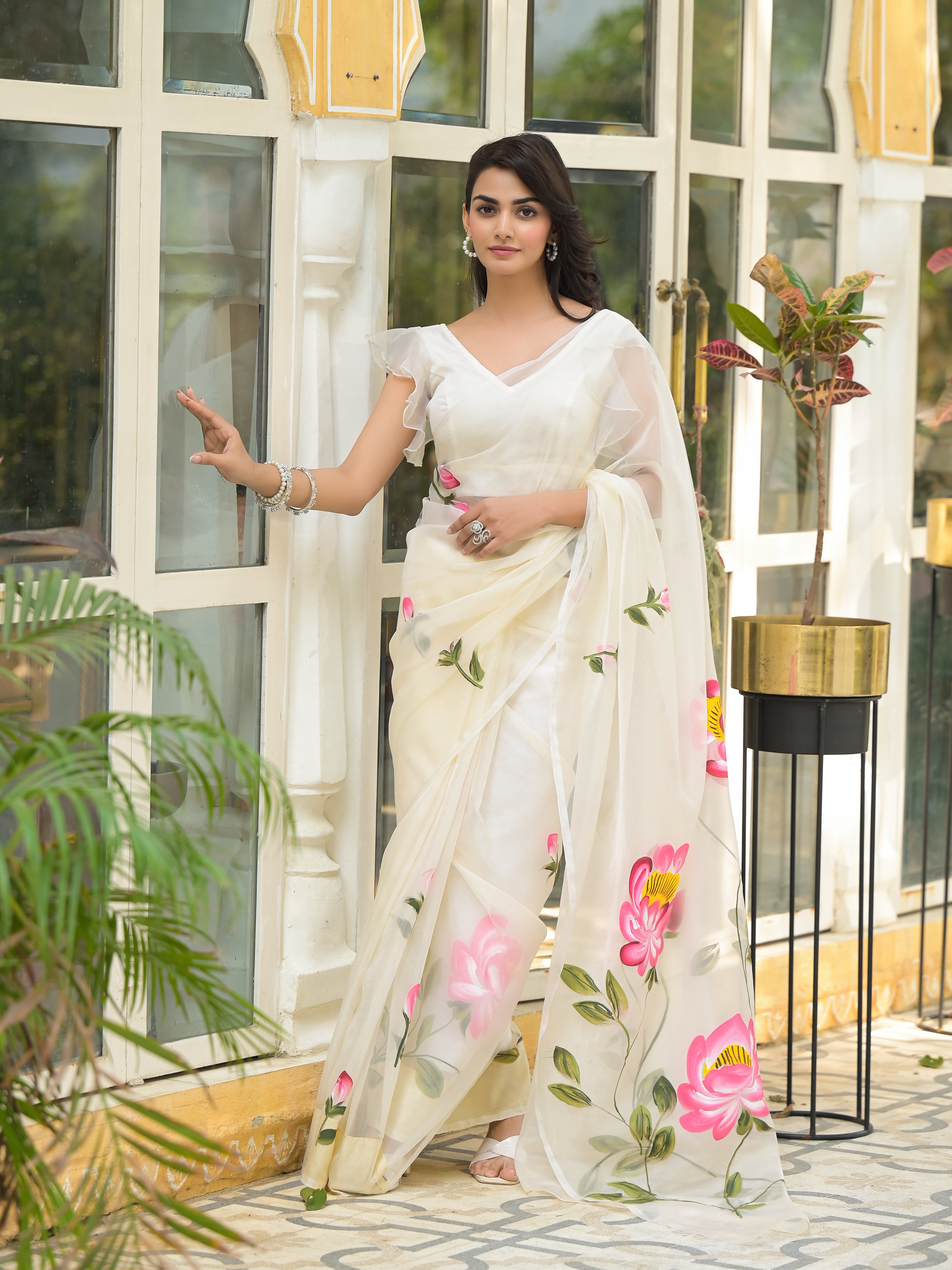 Noe Velarro Cream Hand-painted Organza Saree