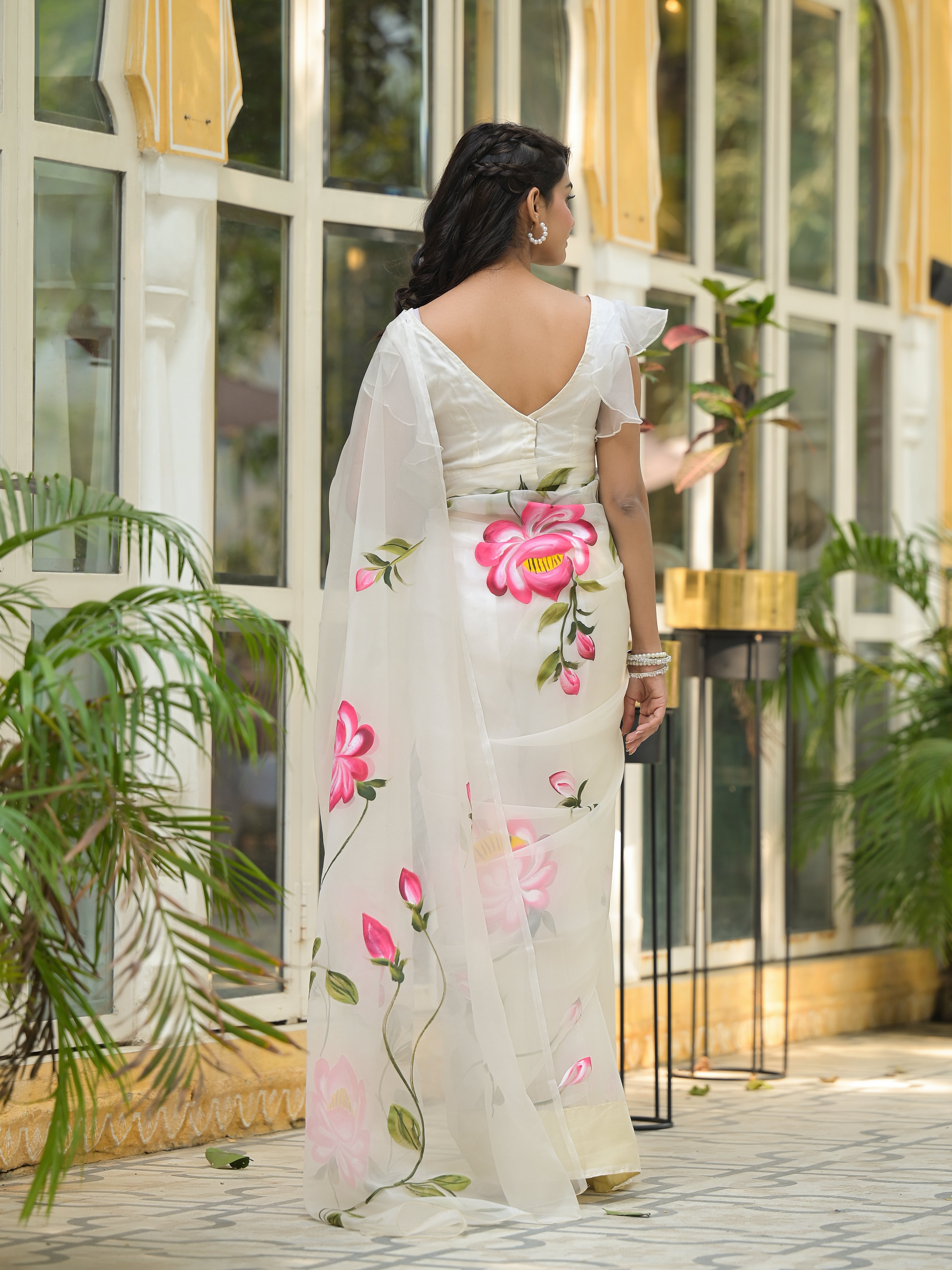 Noe Velarro Cream Hand-painted Organza Saree
