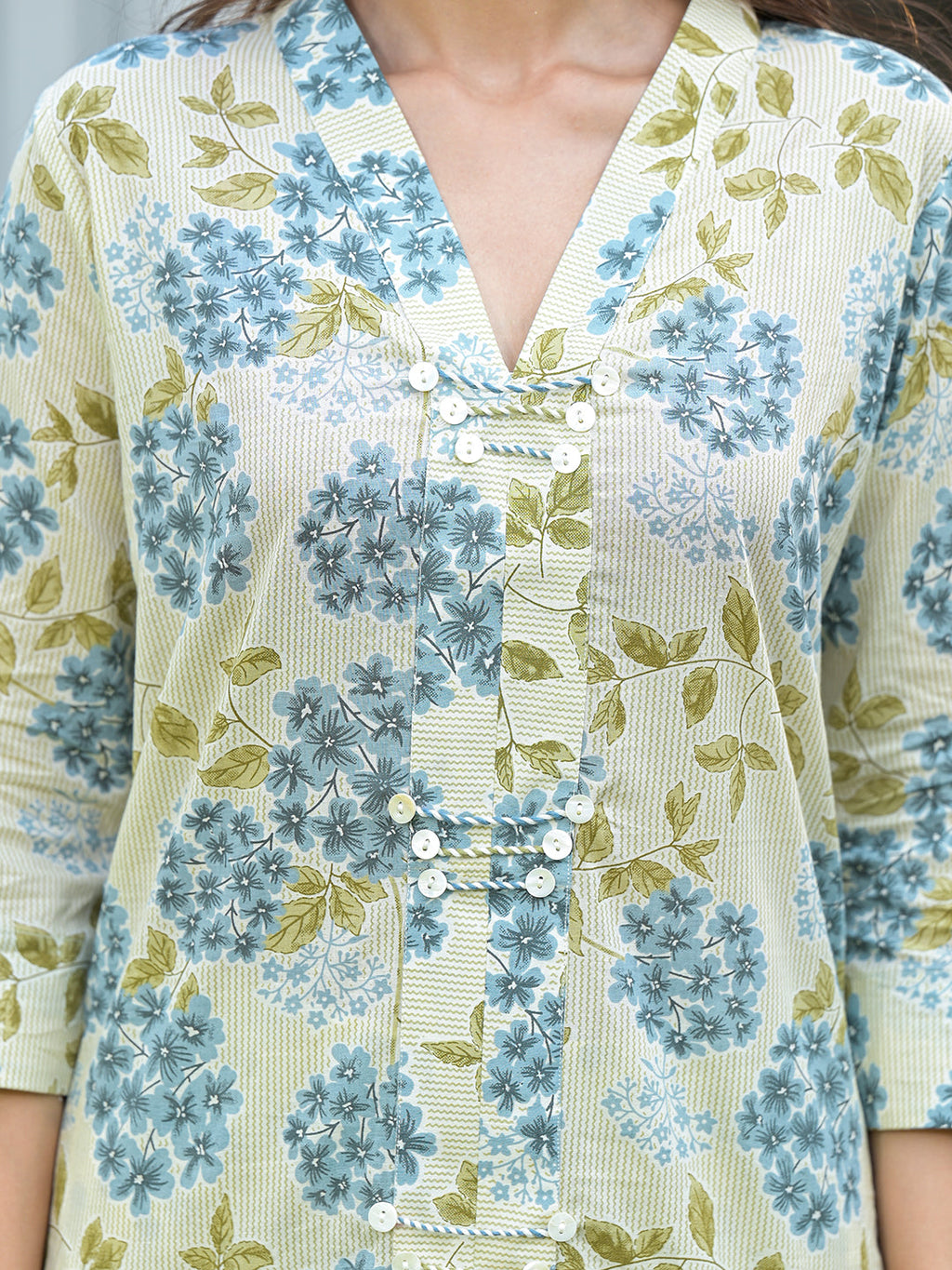 Noe Velarro Green Floral Print Pure Cotton Straight Kurta with Trouser