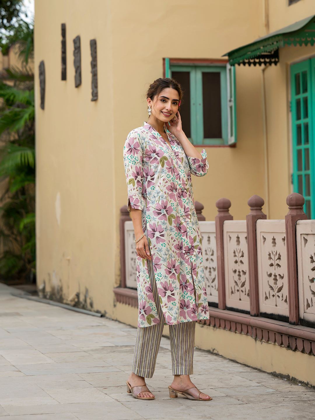 Noe Velarro Lavender Floral Print Pure Cotton Straight Kurta with Trouser