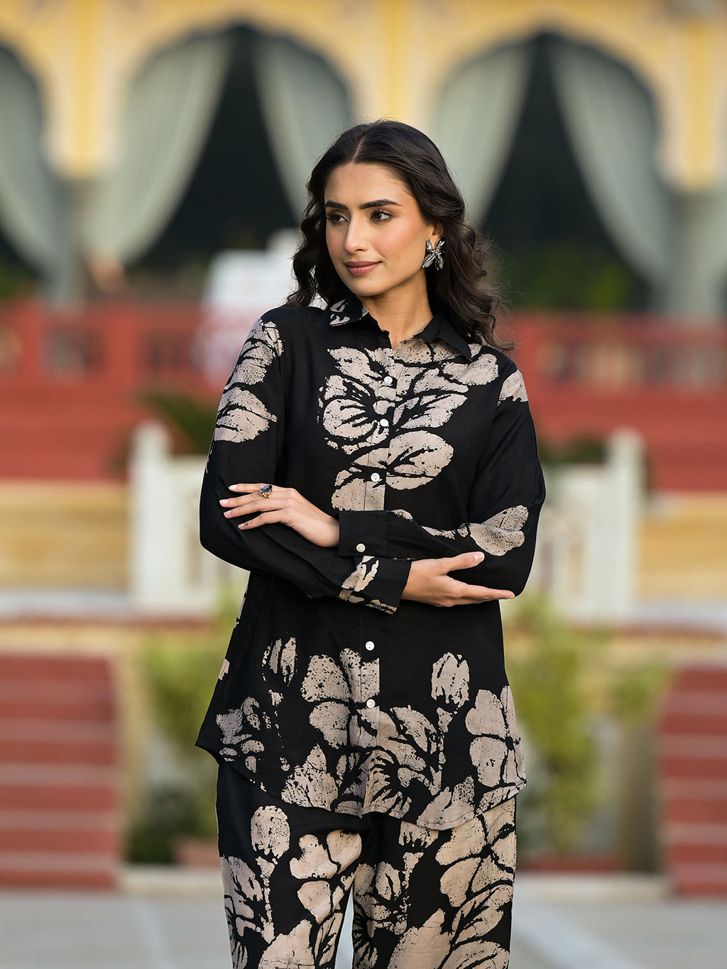 Noe Velarro Black Hand Painted Women Muslin Co-ord Set