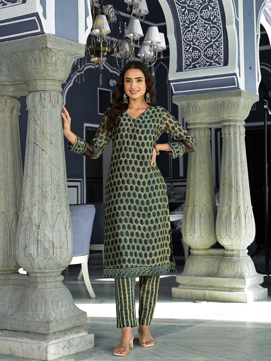 Noe Velarro Green Ethnic Printed Chanderi Silk Kurta Trouser with Dupatta Set