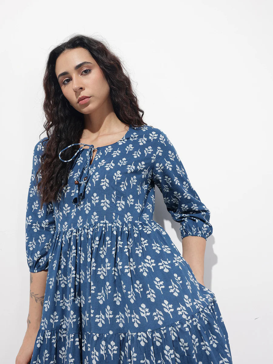 Noe Velarro Indigo Tie-up Neck Flared Cotton Dress