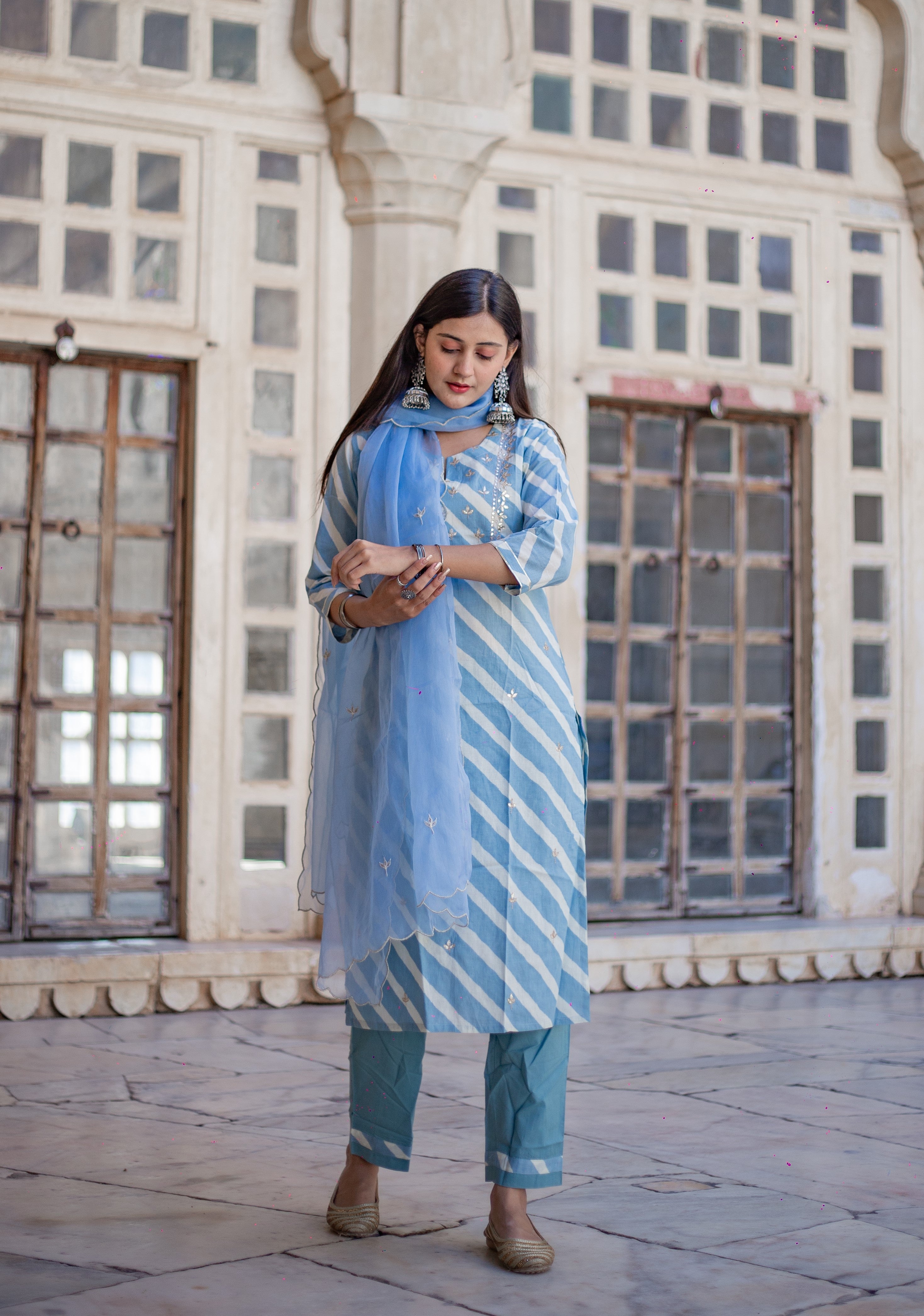 Noe Velarro Sky Blue Leheriya Cotton Kurta Pant set With Organza Dupatta