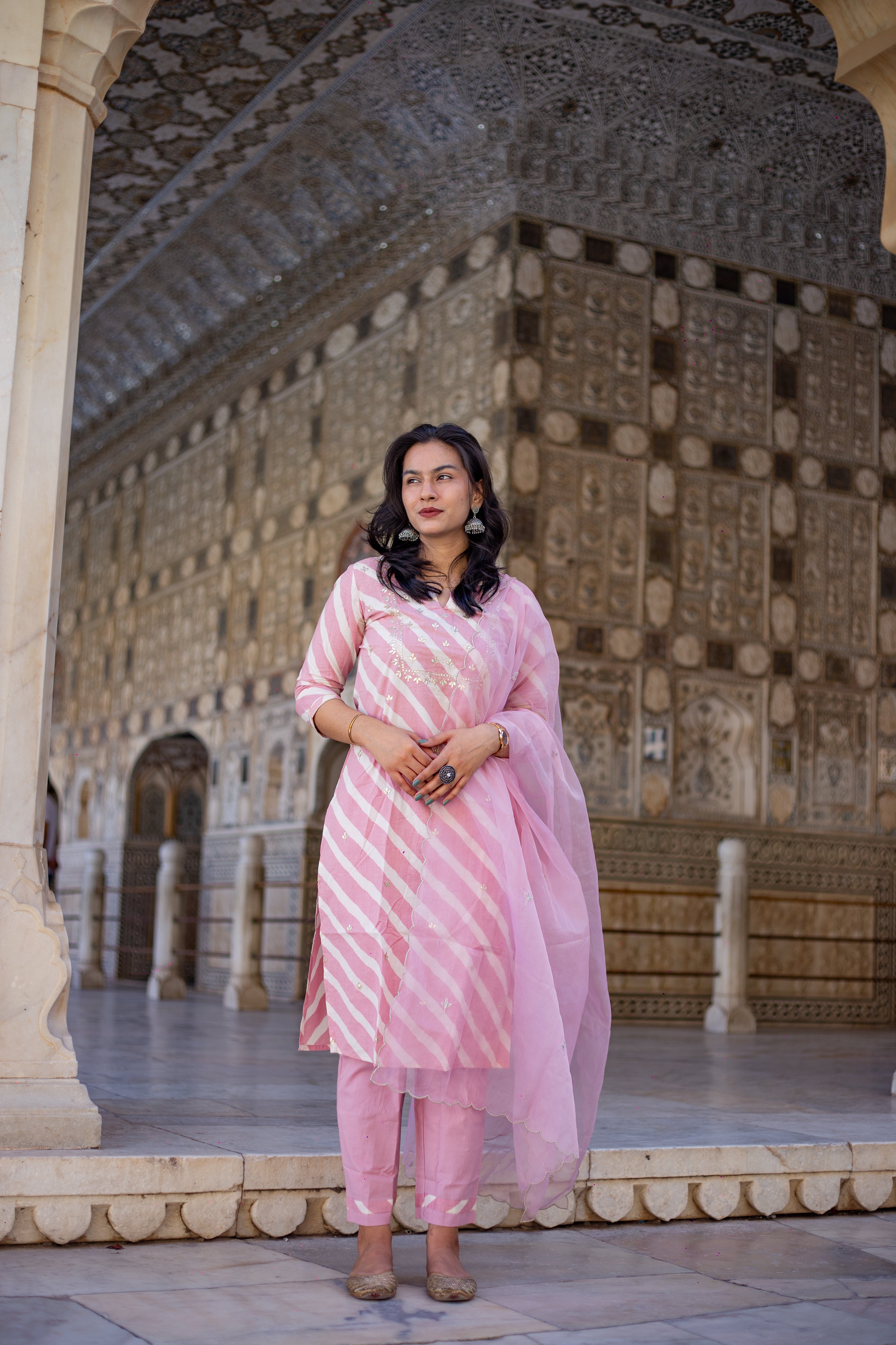 Noe Velarro Light Pink Leheriya Cotton Kurta Pant set With Organza Dupatta