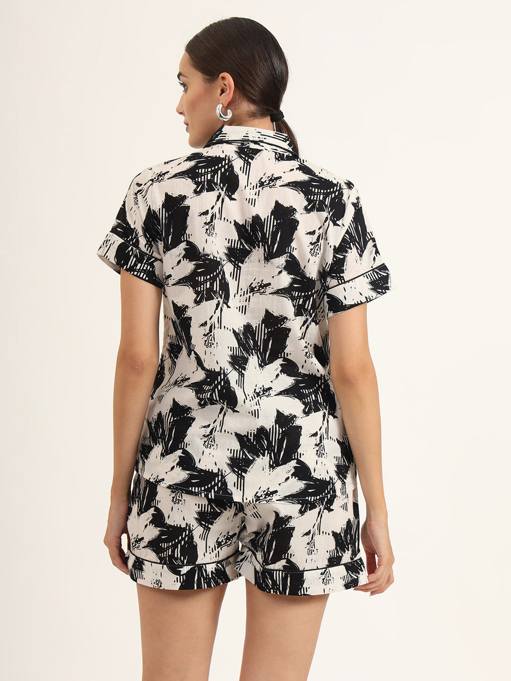Noe Velarro Black & White Asymetric Print Pure Cotton Regular Night Suit