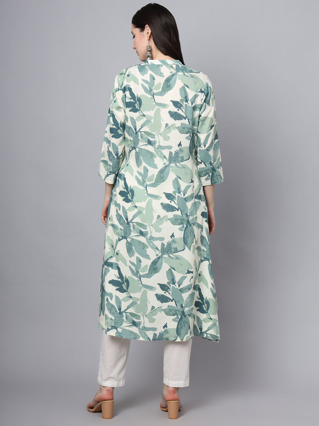 Noe Velarro A-Line White Rayon Kurta
