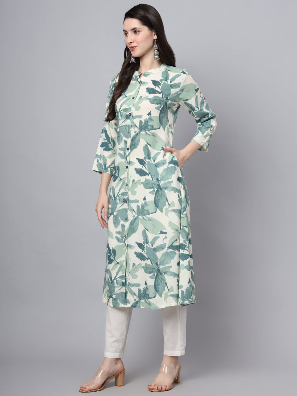 Noe Velarro A-Line White Rayon Kurta