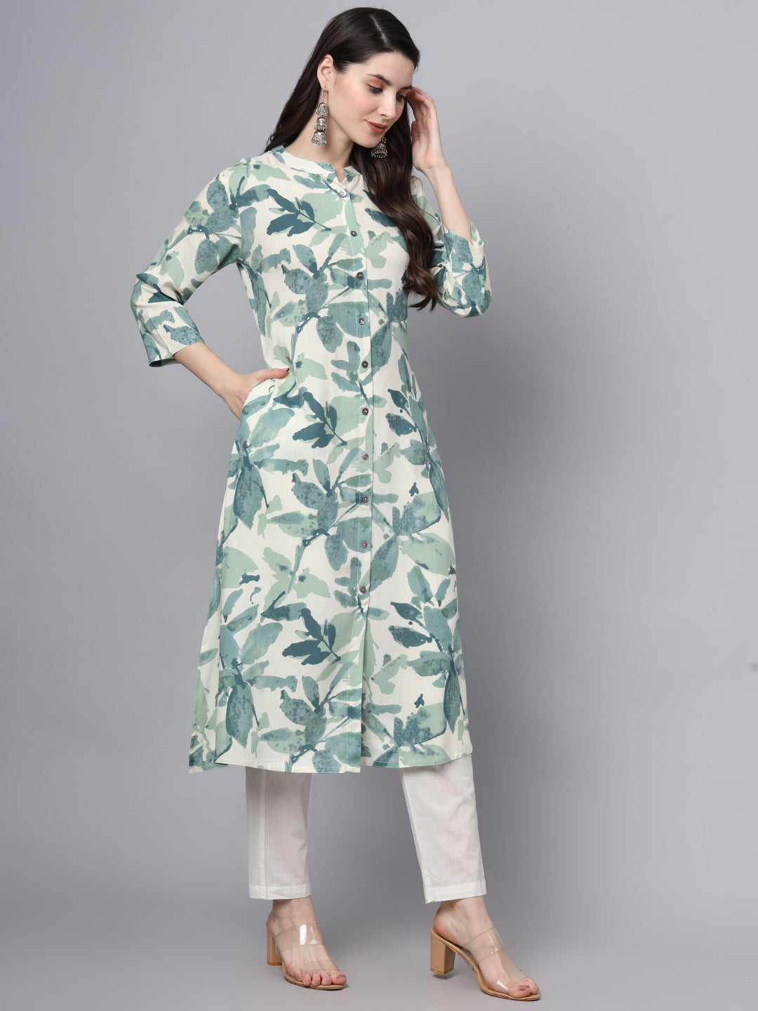 Noe Velarro A-Line White Rayon Kurta
