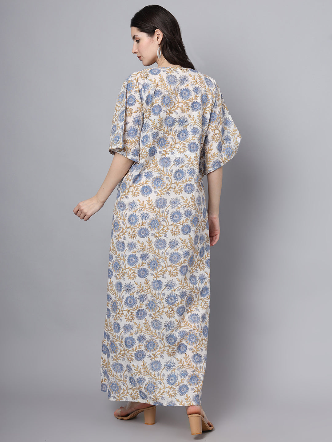 Noe Velarro White And Blue Floral Print Kaftan