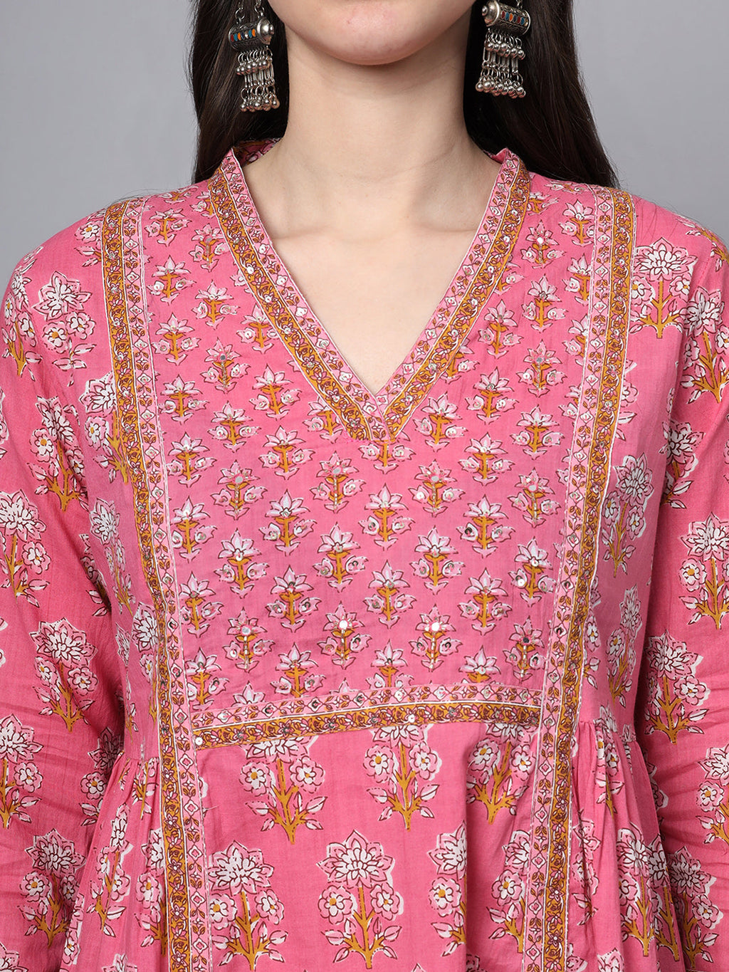 Noe Velarro Pink Cotton Printed Sequin Work Kurta Set