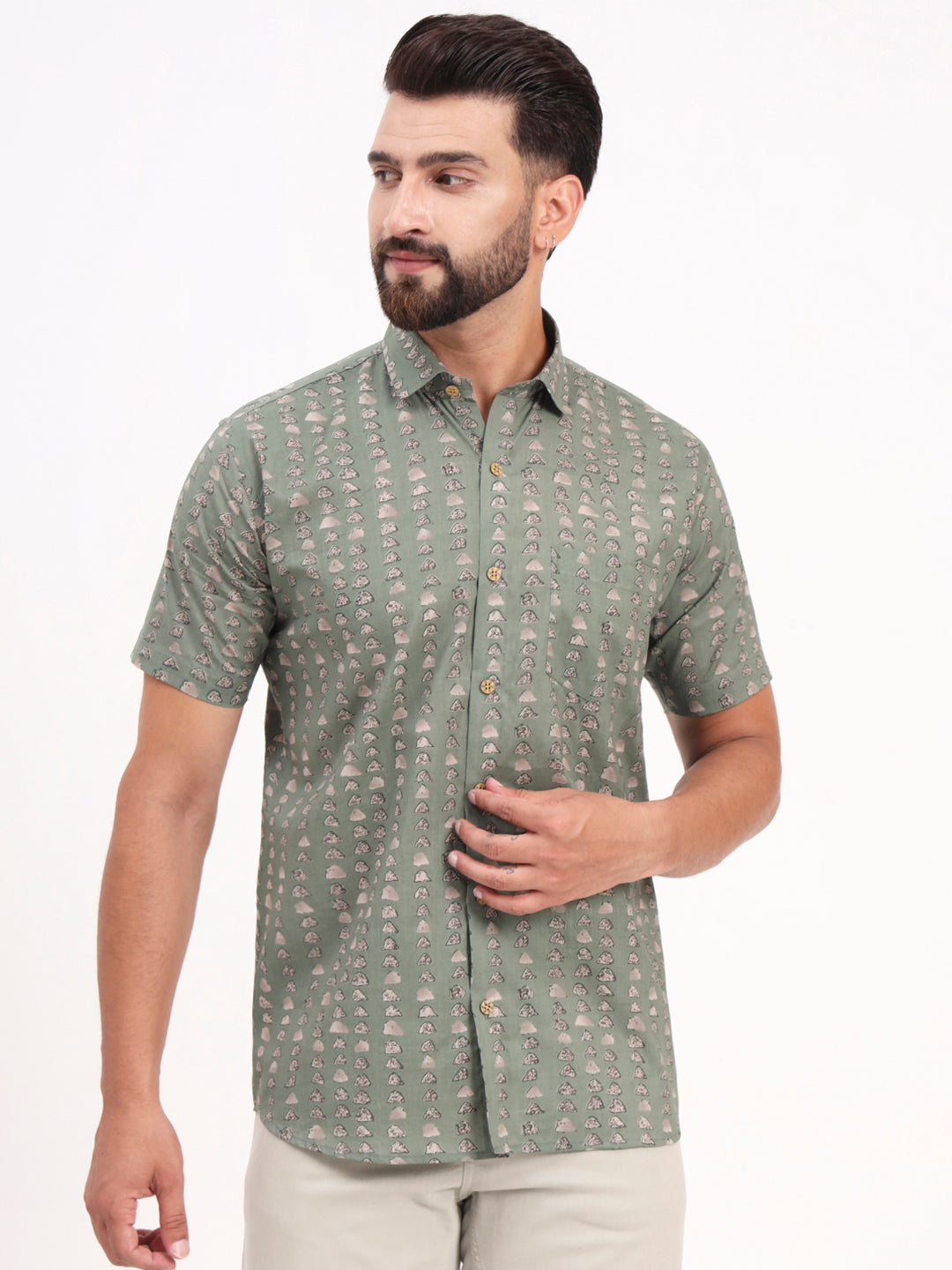 MILLENNIAL MEN Green Abstract Printed Half Sleeves Shirt