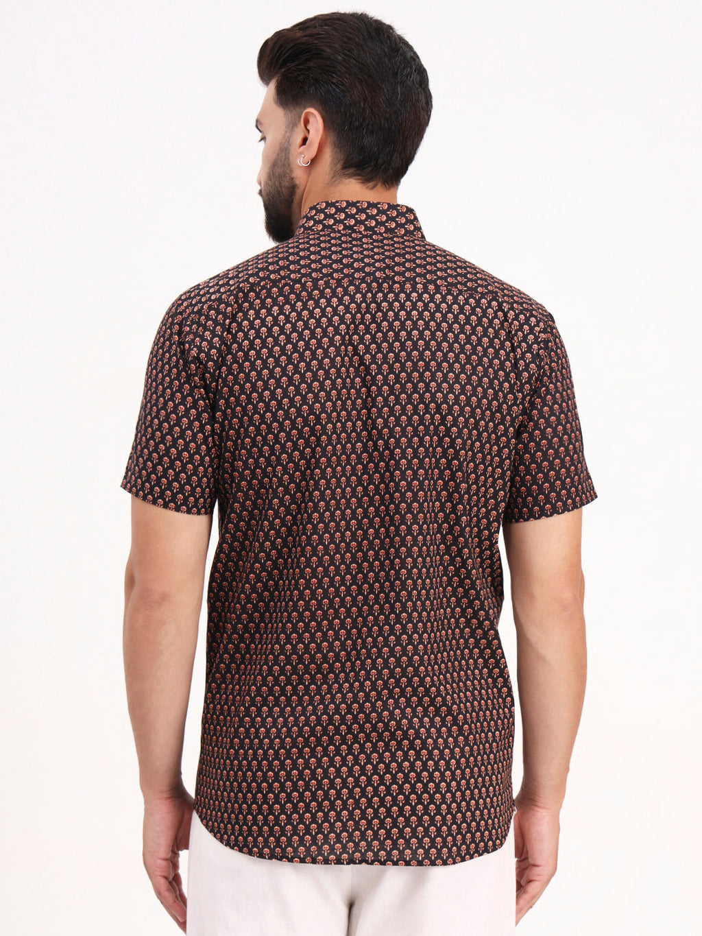 MILLENNIAL MEN Black Floral Printed Half Sleeves Shirt